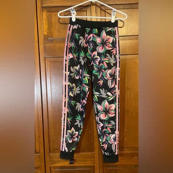 Adidas Girls Floral Athletic Track Pants - Picture 1 of 3